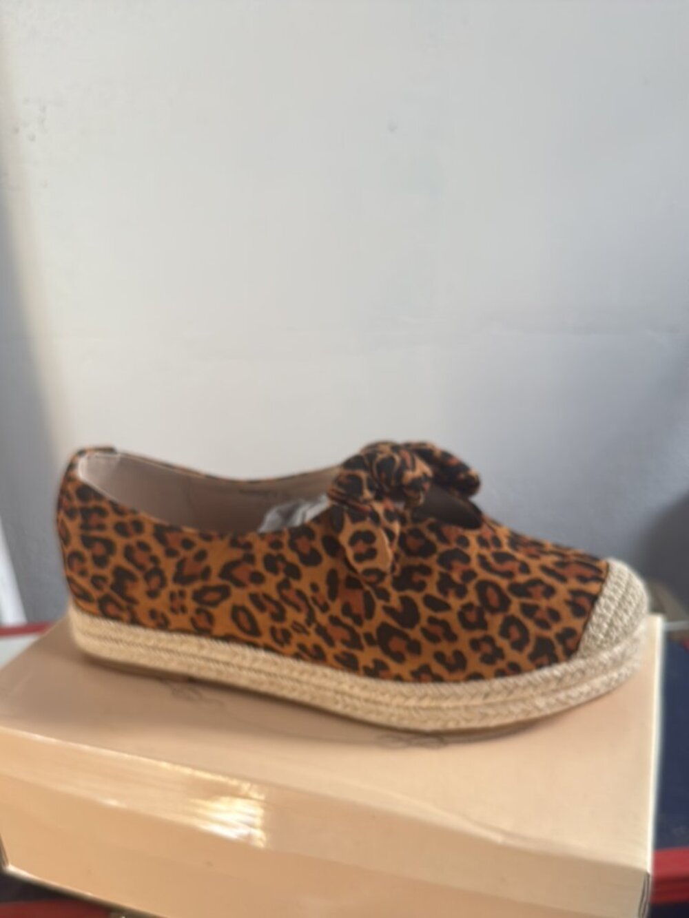 AMS Audrey-10 Leopard women's espadrille shoes, Sz 8.5
